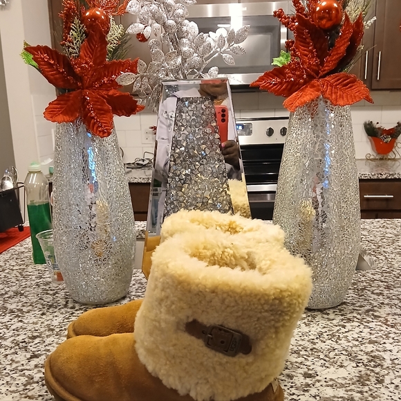 UGG Ellee Boots size 9 - Picture 5 of 10